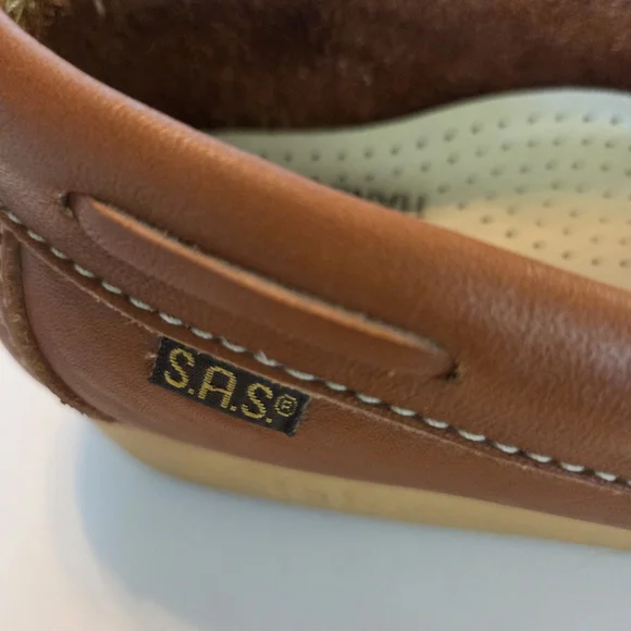 SAS Women's Tan Leather Loafers - Picture 3 of 12